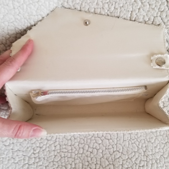 Beautiful Girls' Ivory Beaded Clutch Purse - Picture 6 of 7